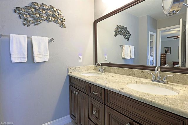 3739 SE 3rd PL, Cape Coral, FL 33904