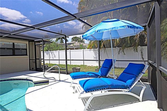 3739 SE 3rd PL, Cape Coral, FL 33904