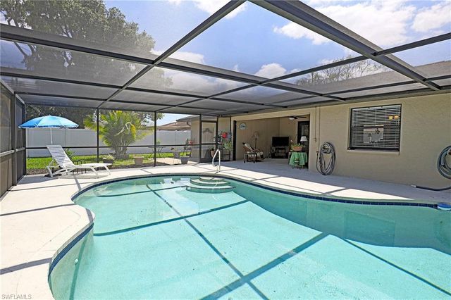 3739 SE 3rd PL, Cape Coral, FL 33904