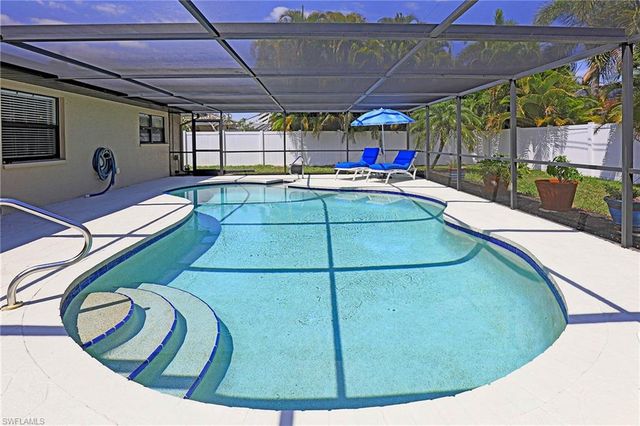 3739 SE 3rd PL, Cape Coral, FL 33904