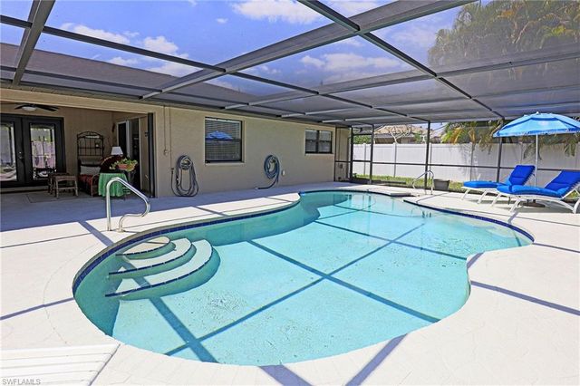 3739 SE 3rd PL, Cape Coral, FL 33904