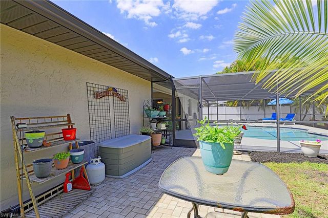 3739 SE 3rd PL, Cape Coral, FL 33904