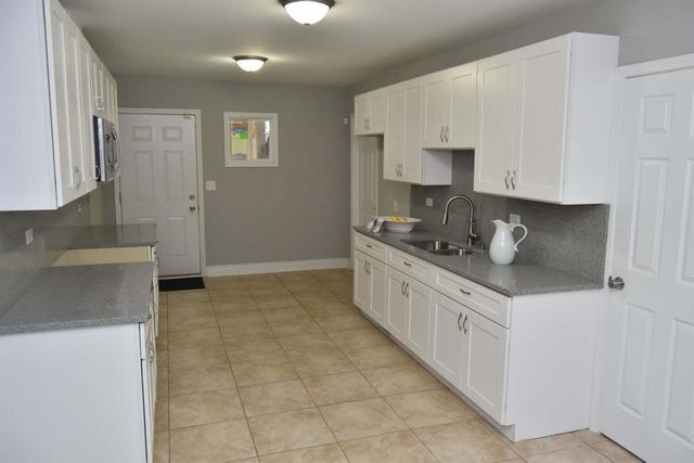 5664 Walter Avenue, Hammond, IN 46320