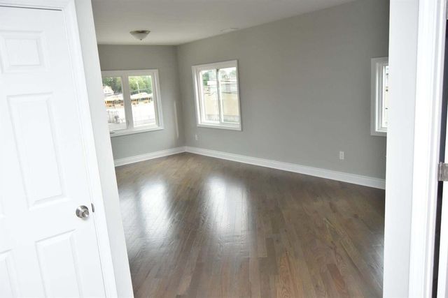 5664 Walter Avenue, Hammond, IN 46320