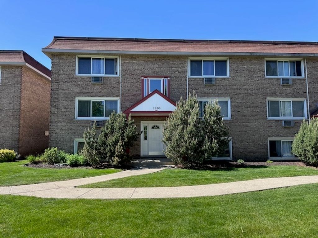 1160 W 18th Street 1W, Broadview, IL 60155