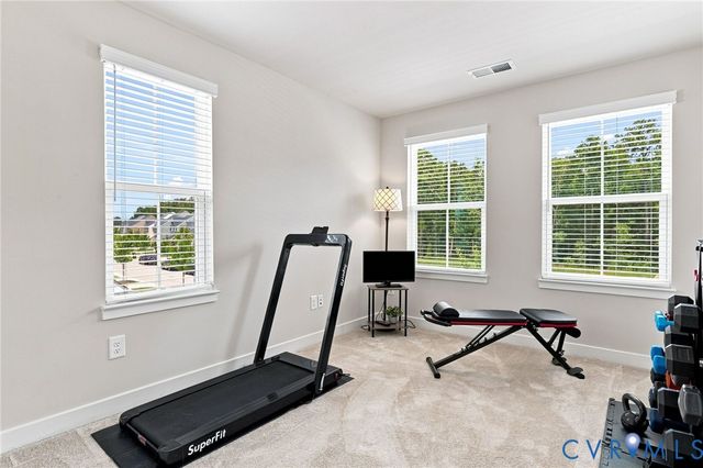 10877 Genito Square Dr, Midlothian, VA 23112