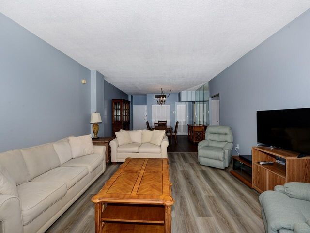 3450 S Ocean Boulevard 827, Palm Beach, FL 33480