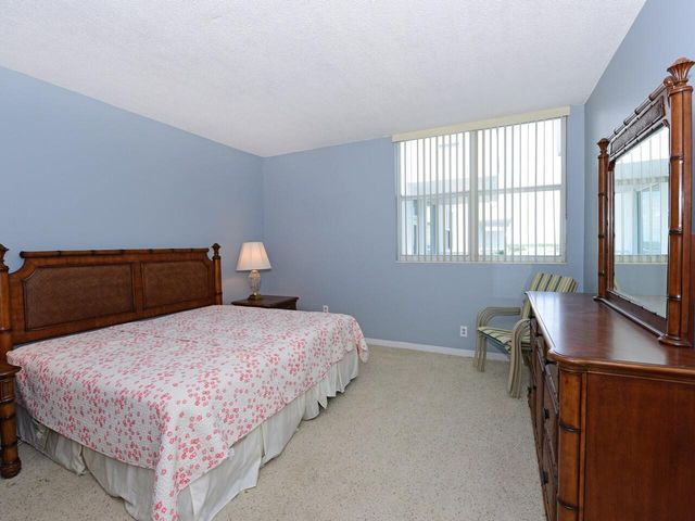 3450 S Ocean Boulevard 827, Palm Beach, FL 33480