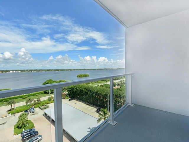 3450 S Ocean Boulevard 827, Palm Beach, FL 33480