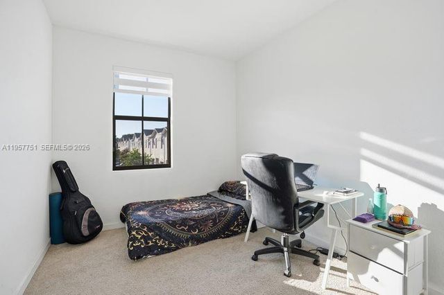 816 NW 3rd Ter 818, Pompano Beach, FL 33060