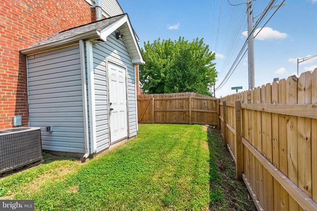 2032 ORMAND RD, Baltimore, MD 21222