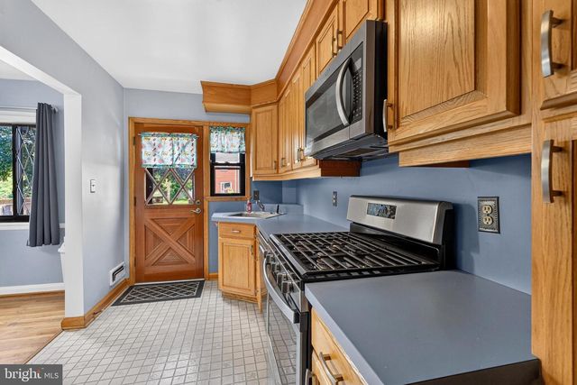 2032 ORMAND RD, Baltimore, MD 21222