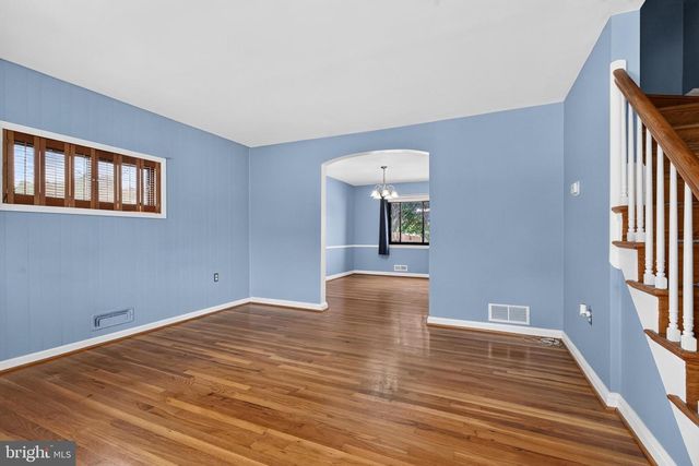 2032 ORMAND RD, Baltimore, MD 21222