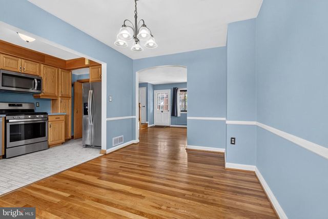 2032 ORMAND RD, Baltimore, MD 21222