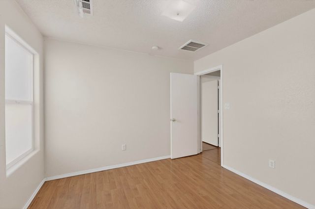 10416 Gila Gulch Road SW, Albuquerque, NM 87121