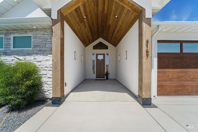 3157 Blue Moon Rd, Twin Falls, ID 83301