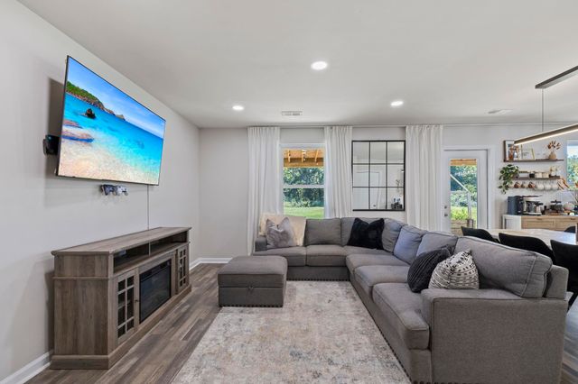 489 Wagon Trail, Duncan, SC 29334