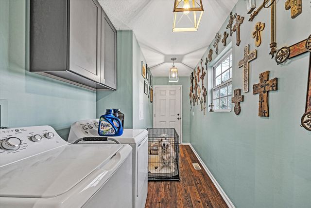 350 LEANOR ST, Rocky Mount, VA 24151