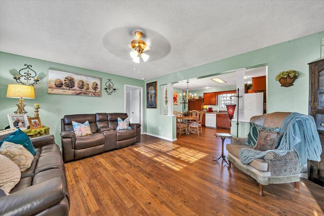 350 LEANOR ST, Rocky Mount, VA 24151