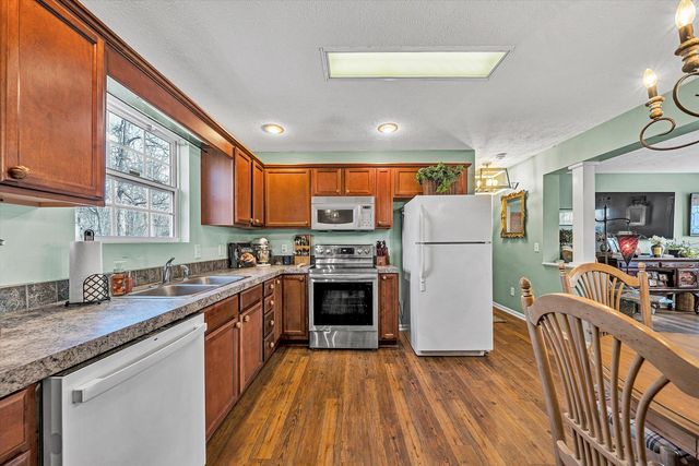 350 LEANOR ST, Rocky Mount, VA 24151