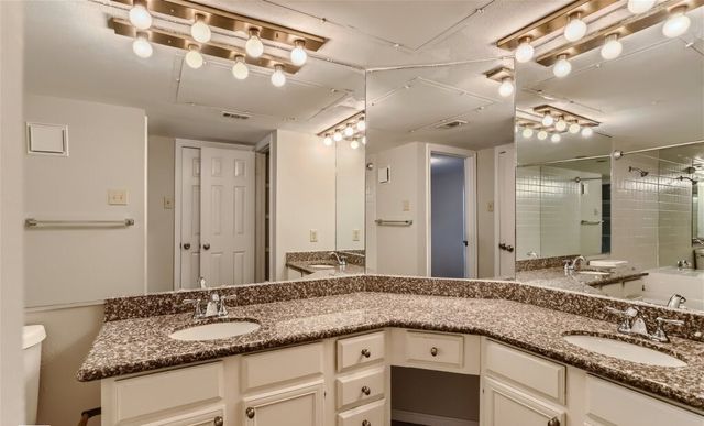 16301 Ledgemont 269, Addison, TX 75001