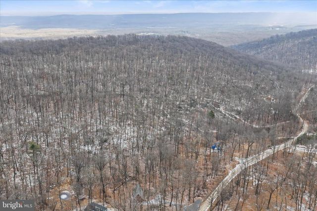 448 MAVERICK TRAIL, Hedgesville, WV 25427