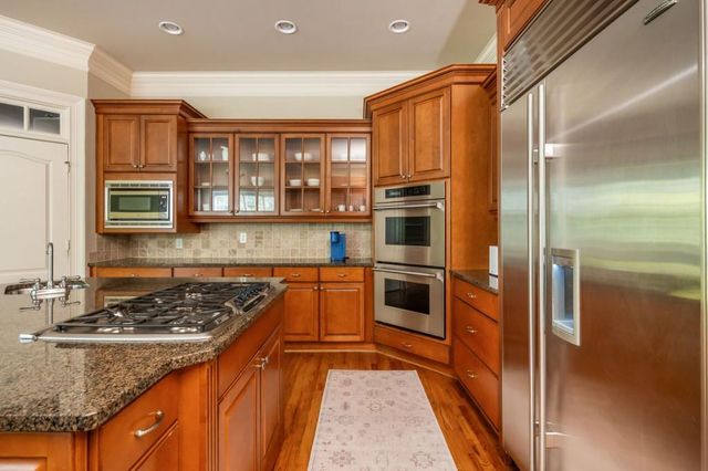 220 Edwards Brook Court, Canton, GA 30115