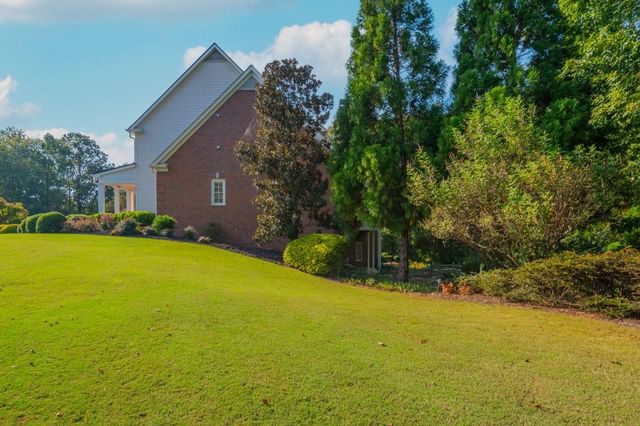 220 Edwards Brook Court, Canton, GA 30115