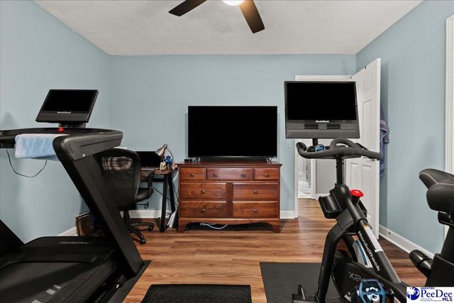1022 Edgewood Drive, Hartsville, SC 29550