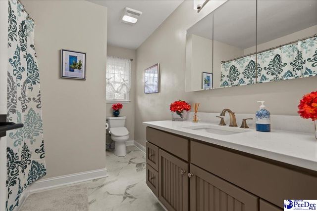 1022 Edgewood Drive, Hartsville, SC 29550