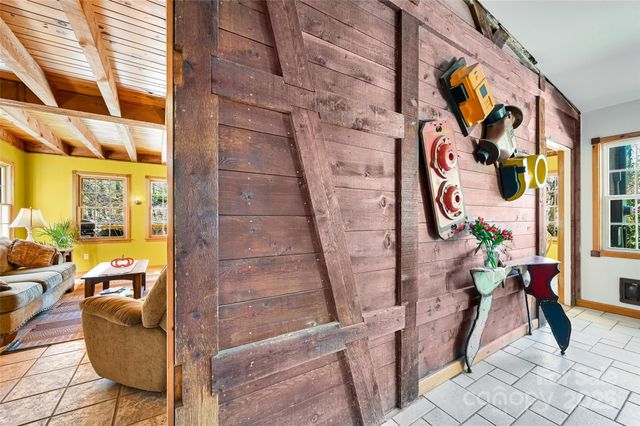 24 Wood Lake Drive, Fairview, NC 28730