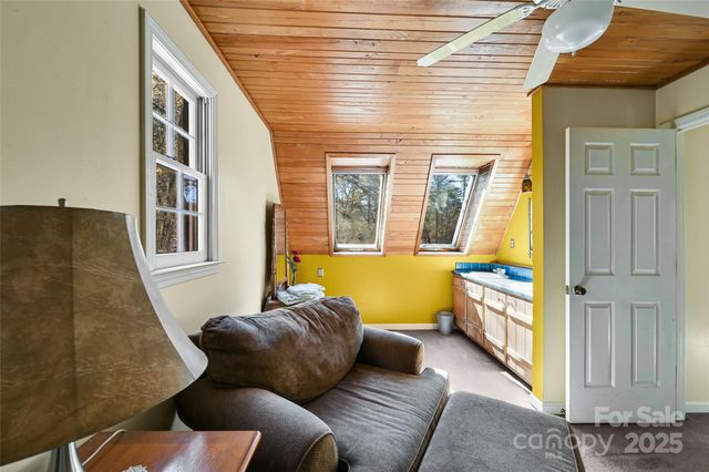 24 Wood Lake Drive, Fairview, NC 28730