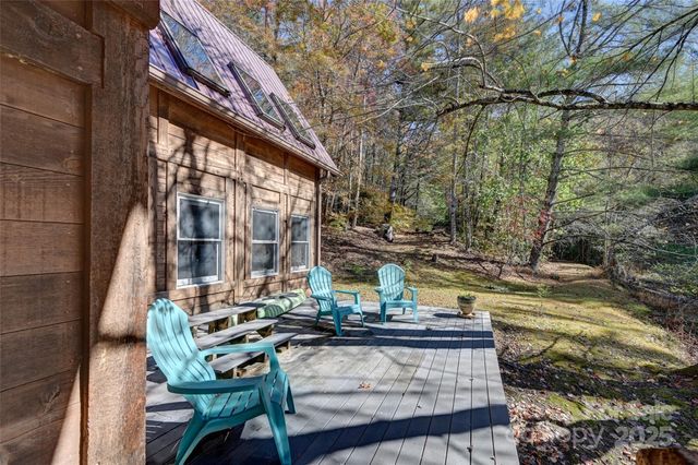 24 Wood Lake Drive, Fairview, NC 28730