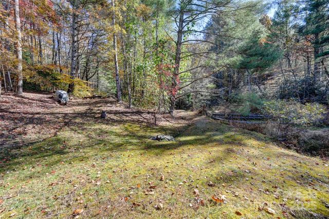 24 Wood Lake Drive, Fairview, NC 28730