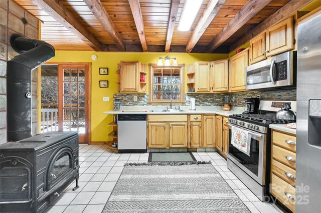 24 Wood Lake Drive, Fairview, NC 28730