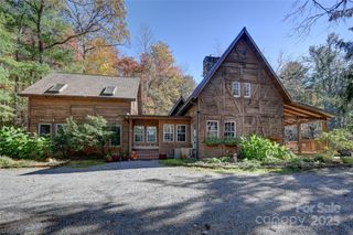 24 Wood Lake Drive, Fairview, NC 28730