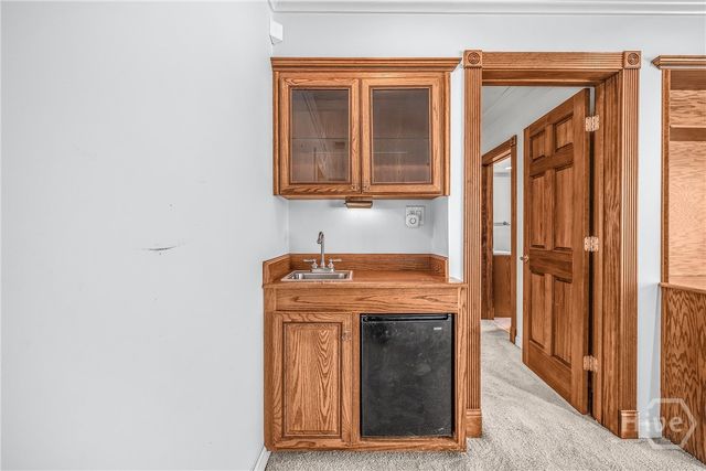 5 Port Royal Drive, Savannah, GA 31410