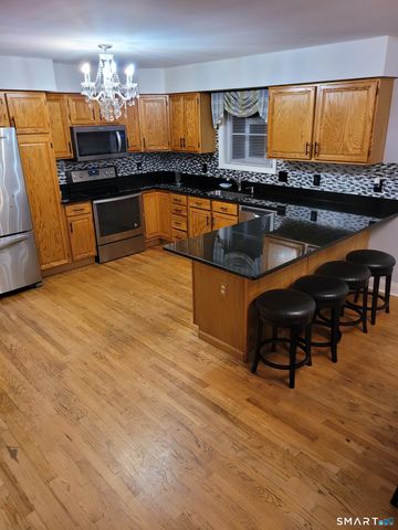 20 Georges Court, Waterbury, CT 06708