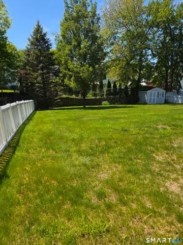 20 Georges Court, Waterbury, CT 06708