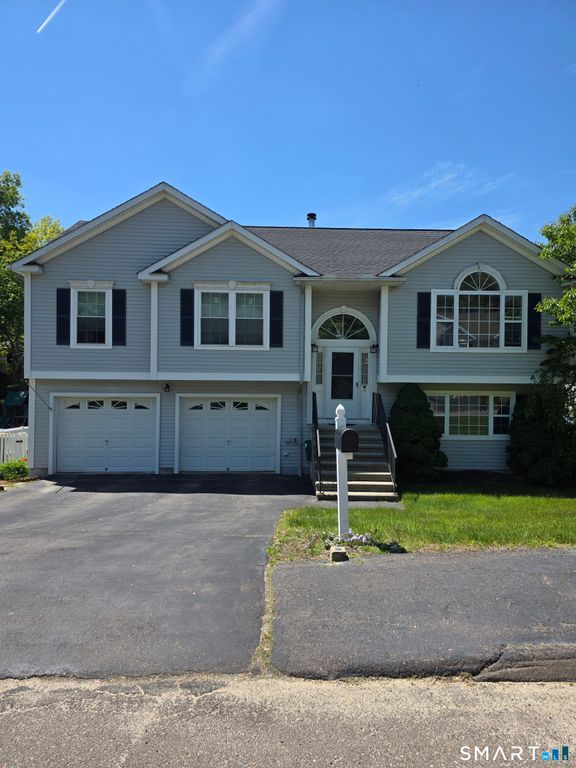 20 Georges Court, Waterbury, CT 06708