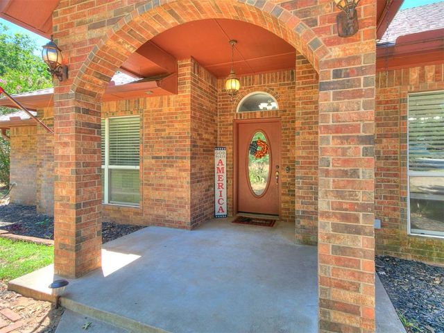 7824 Bobwhite Trail, Jones, OK 73049