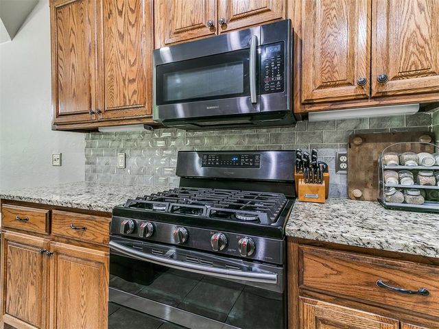 7824 Bobwhite Trail, Jones, OK 73049