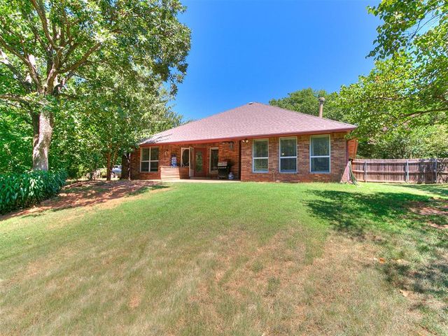 7824 Bobwhite Trail, Jones, OK 73049