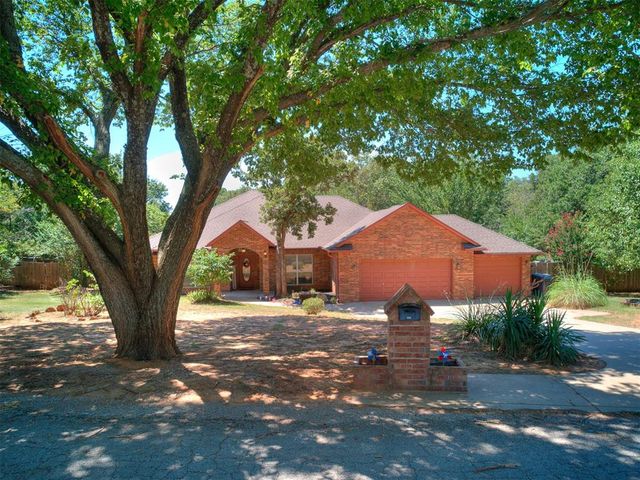 7824 Bobwhite Trail, Jones, OK 73049