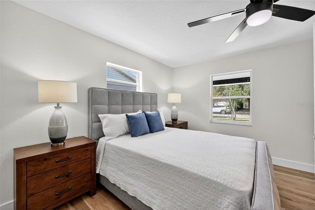 422 S HAWTHORN CIRCLE, Winter Springs, FL 32708