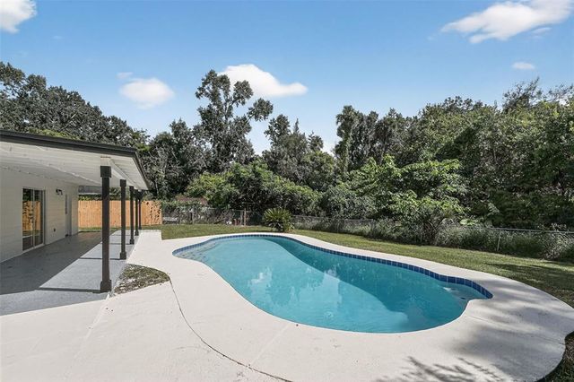 422 S HAWTHORN CIRCLE, Winter Springs, FL 32708