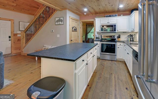 79 Clairmonte Point, Martin, GA 30557