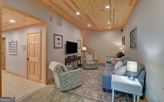 79 Clairmonte Point, Martin, GA 30557