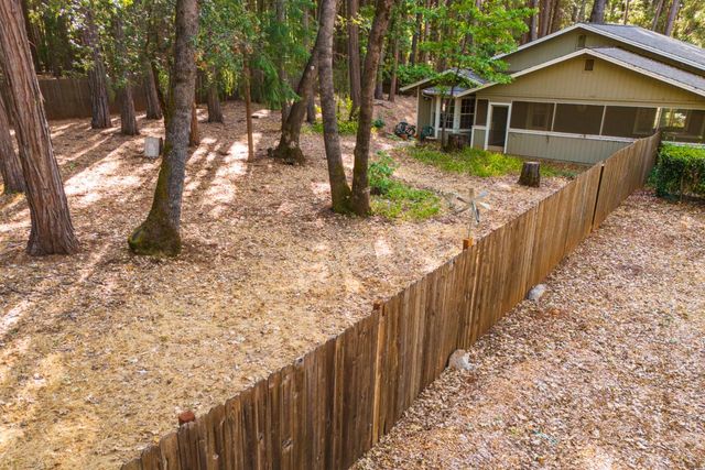 13015 Lee Ln, Nevada City, CA 95959