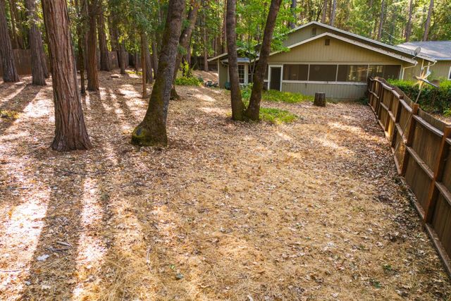 13015 Lee Ln, Nevada City, CA 95959